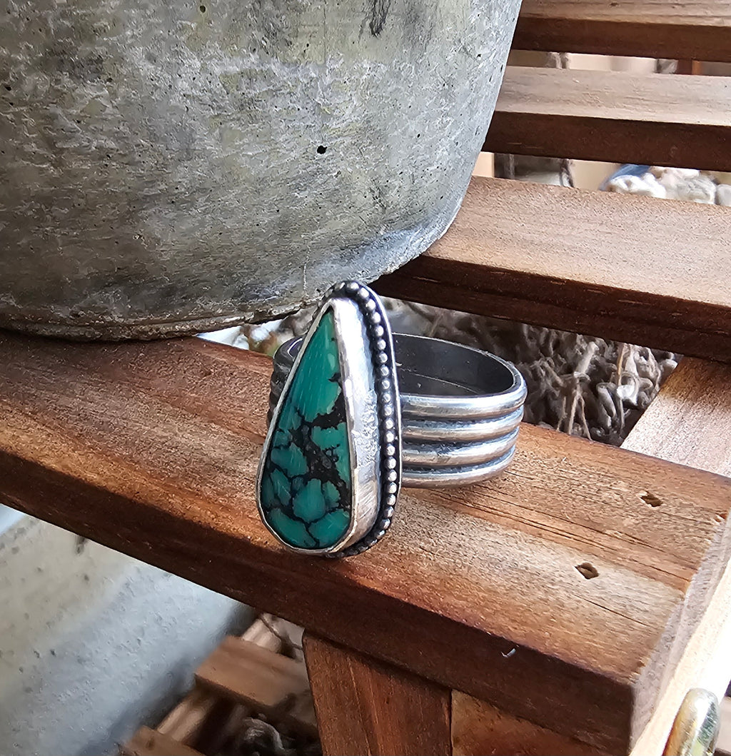 Fangs Out Hubei Turquoise